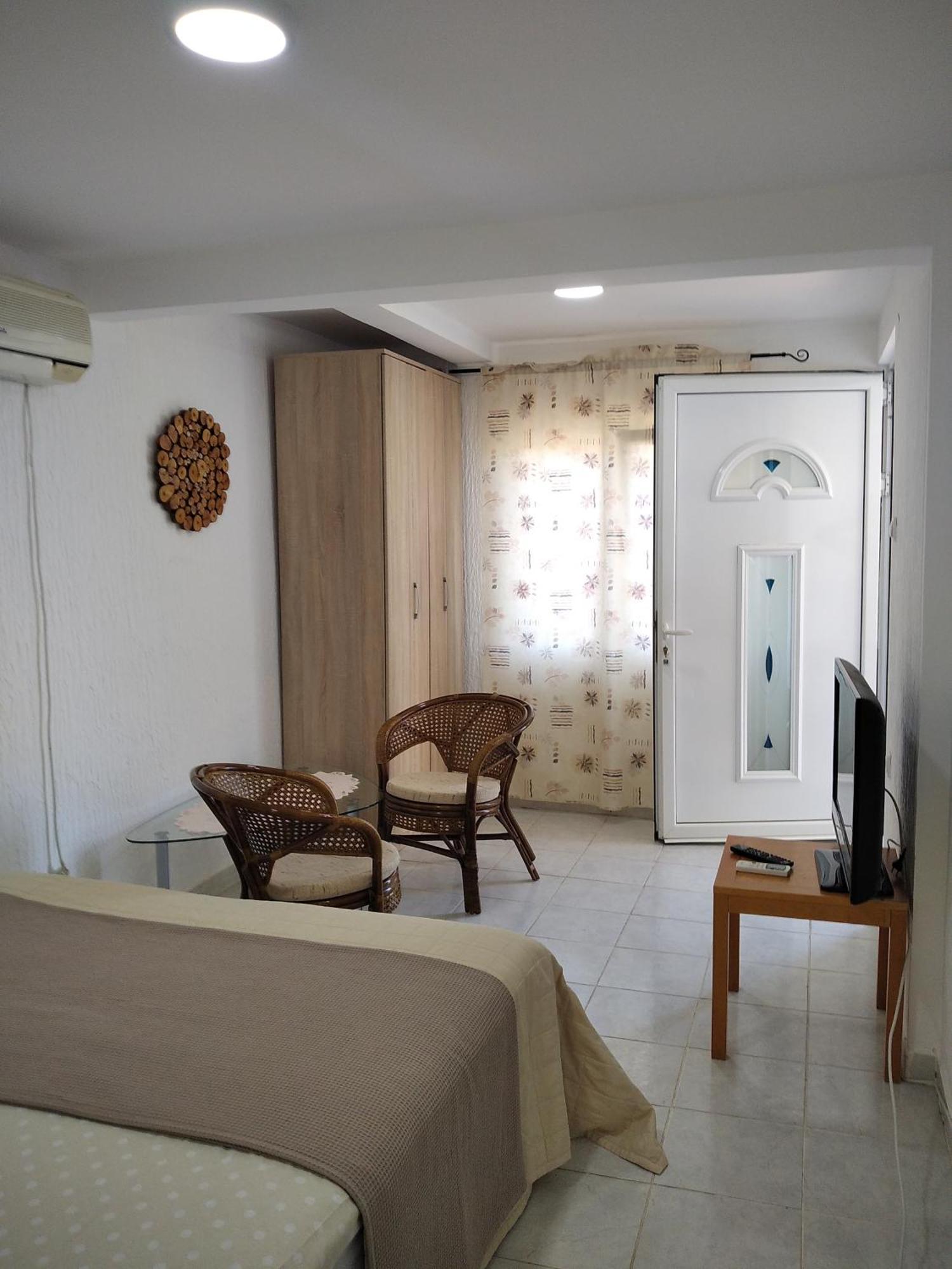 Aparttoni Dobra Voda Exteriör bild